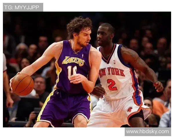 英超激战莱比锡与那不勒斯战平绝杀瞬间引发全场狂欢战术分析